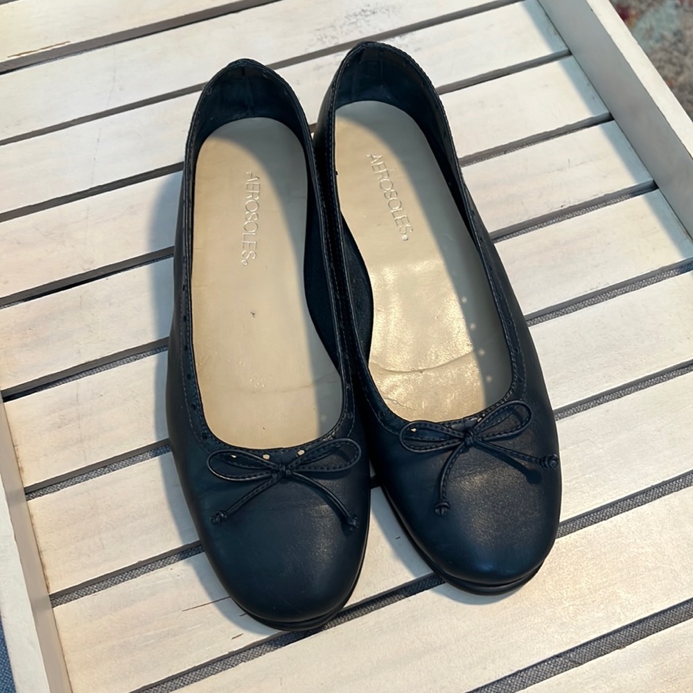 Dark Navy Size 8 Aerosoles Leather Ballet Flats